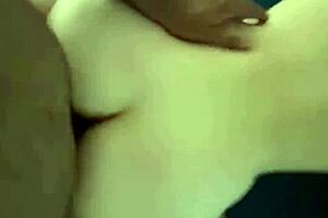comendo cuzinho da esposa do amigo anal creampie ainda gozou dentro 🔥🍑💦