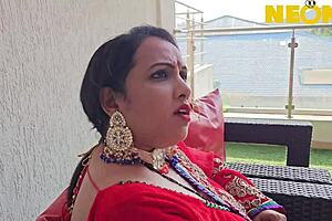 My desi wife seduces her boyfriend so hot!