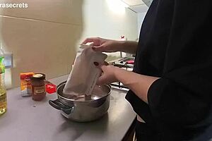 i'm in tight leggings wet pussy ready for public domination czech wife