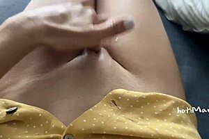 your stepmom foams up pussy in homemade fpov masturbation!