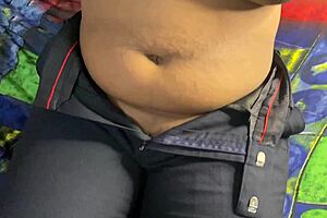 valentine's day oyo room fuck fingering squirting friend's girlfriend exotic indian