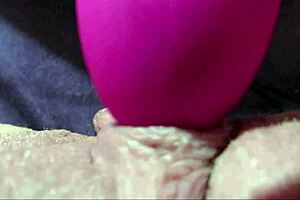 Watch big clit explode in extreme squirting closeup! 💦🔥