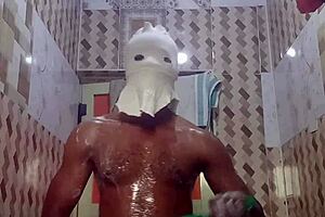 Erotic bathroom masturbation session gets wild 🛁💦😈