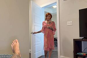 Step mom feels guilty thrill sitting on step son's cock, cumming in bubble bath