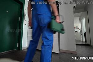 repairman rails curvy housewife hard then creampies her wet pussy 😈💦