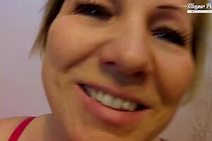 Netti bends over for doggy, rides cowgirl dreaming of pornstar fame 😍💦