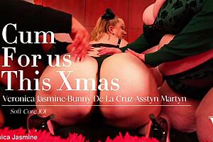 Bunny De La Cruz and Asstyn Martyn Cum for Xmas