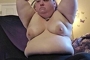 bbw milf stretches big ass during yoga tease naked