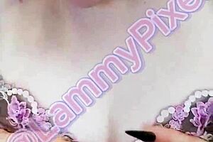 lammy pixels' tiny 18+ tits beg for your dirty fondling touch...