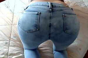 omg so excited giving my big ass to stepson while we masturbate together 😍🍑💦