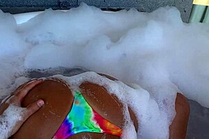 brunette gym babe in tight dress fucked by client 💦🍑