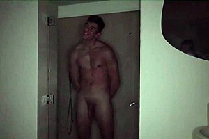 Gangbang double penetration amateur orgy full of laughter
