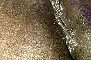 innocent milf clit gets monster bbc in bedroom 😈🍆