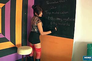 SELYNA'S SEDUCTION LESSON LEAVES STUDENT CRAVING WET PUSSY!