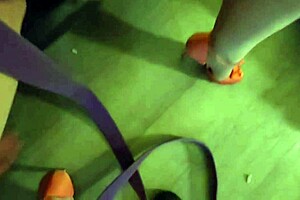 hey sandra, your wet mommy pussy needs fingering now!