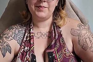 come get to know my curves up close today
