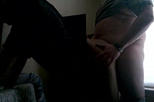 Ex girlfriend enjoys quick intimate encounter ending in creampie