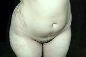 New curvy indian bhabhi reveals her big natural boobs nude