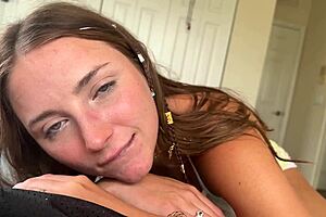 Stepsis Macy Meadows squirts creampie cure for my depression in household roleplay fuck.