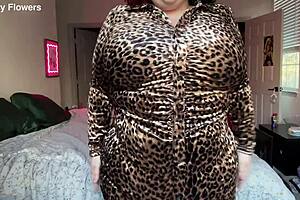 Chubby goth milf rides cock with huge ass on first date