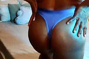 Blue lingerie milf heads to bed fingering ebony pussy first time on cam