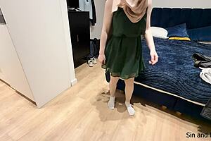 kind stepmother helps her stepson with broken arms to cum