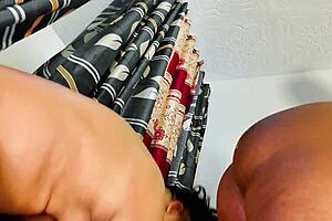 Rubbing Leads To Hot Cumshot In 3some Bff Sex