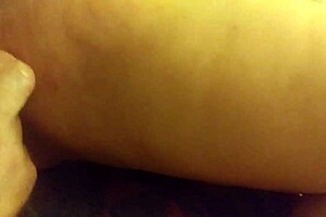 i fucked my wife with a dildo and she squirted