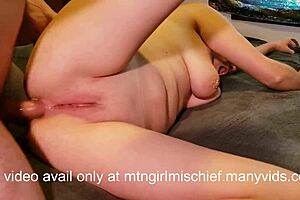 real amateur loves hard anal 😍