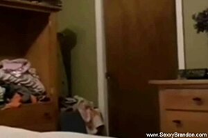 FINGERING HER PUSSY WHILE FEELING HORNY AND ENJOYMENT