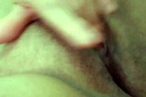 Bucetinha peluda parte 2