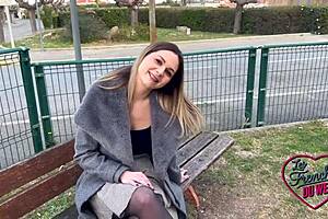 Alice, une Secrétaire Coquine de 30 Ans, Gets Naughty