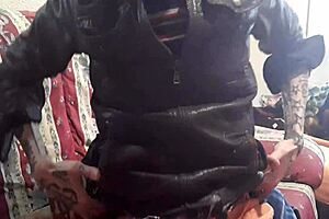 i can't stop masturbating to melvin c's hot gay scenes