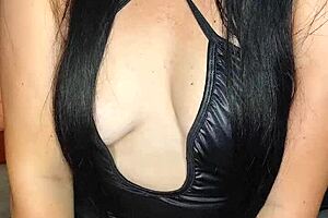 marido leva novinha para o amigo, e acontece uma coisa louca