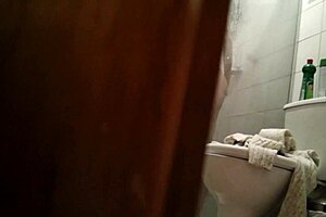 Bete With Girlfriend And Friend!