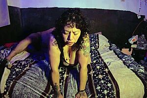 Visited Girlfriend, Fucked Mother-In-Law In Bed 😏