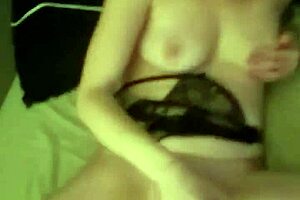 Amateur Milf Fucks Big Dildo Hardcore Homemade!