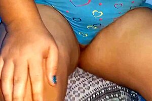 A slutty woman with big booty gets her slit slammed