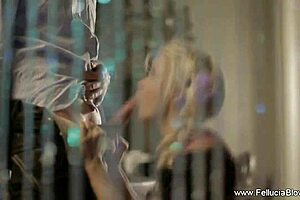 Amazing Secretary Gives Blowjob And Handjob Until Cum